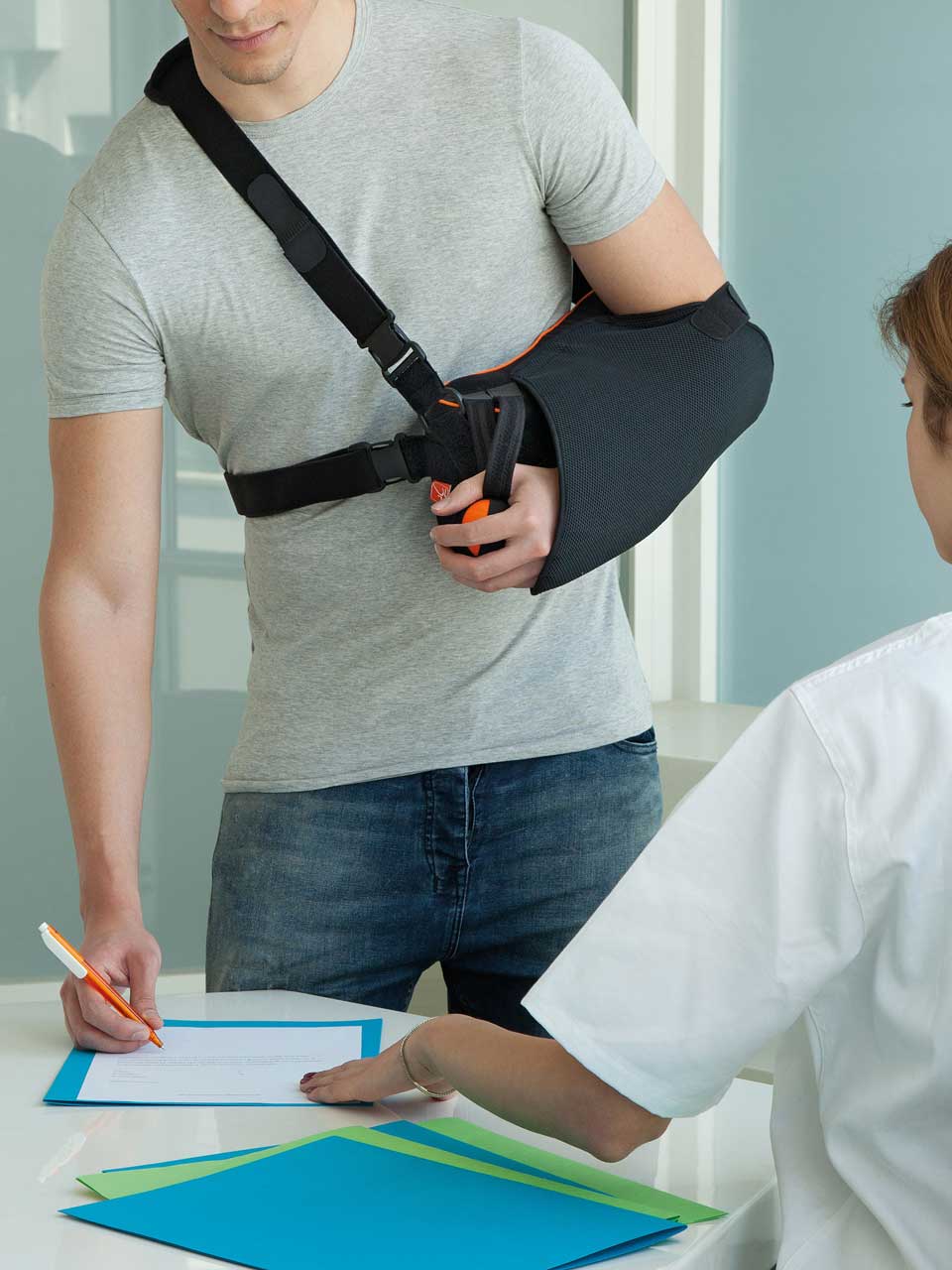 Shoulder brace with immobilizer in fixed abduction TOP 4 S
