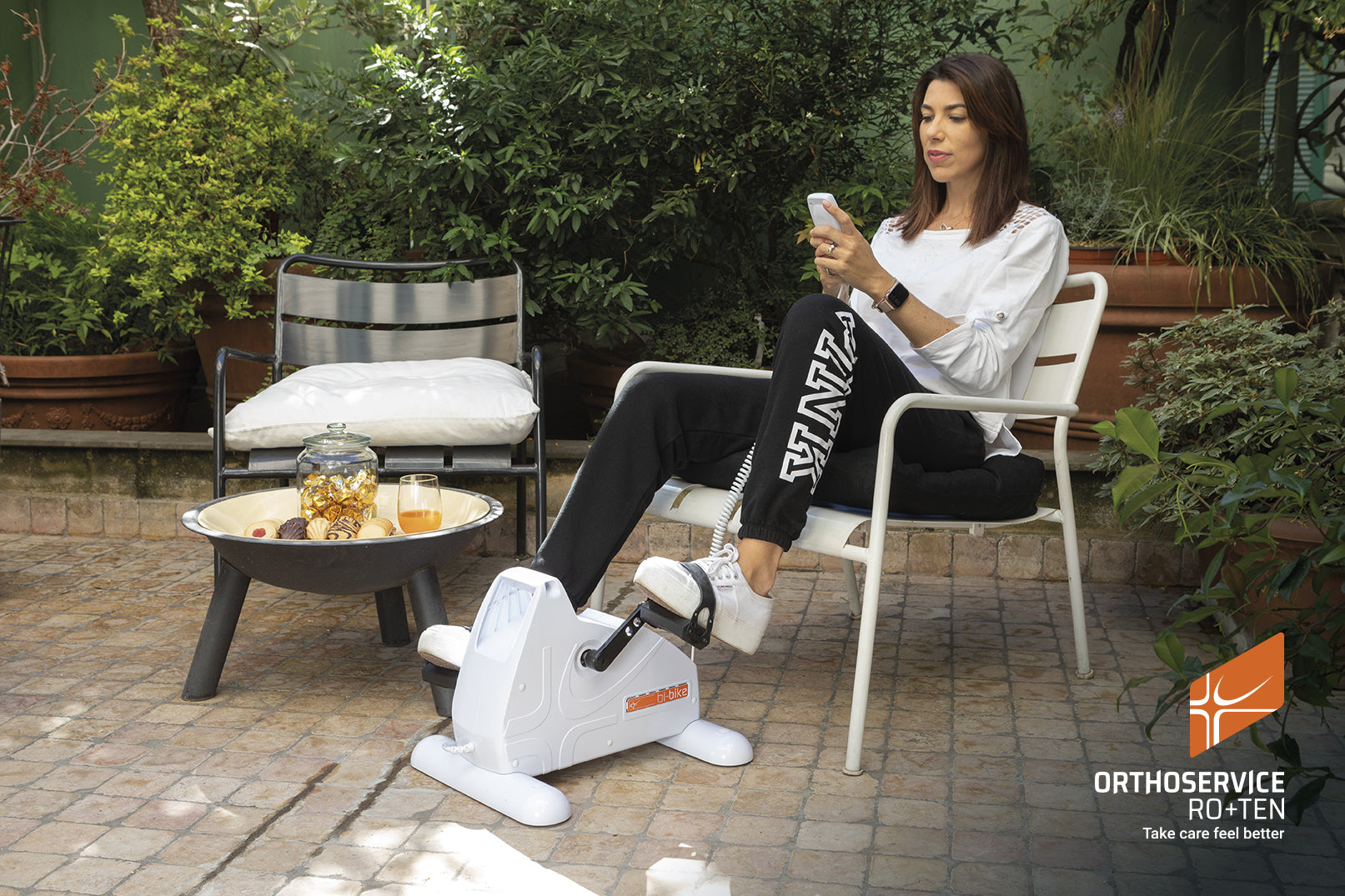 Motorised trainer for passive mobility